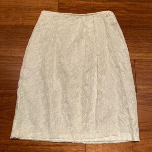 Flutter Lace Mini Skirt faux Wrap Front with Lace Edge and Button Cream Sz 4